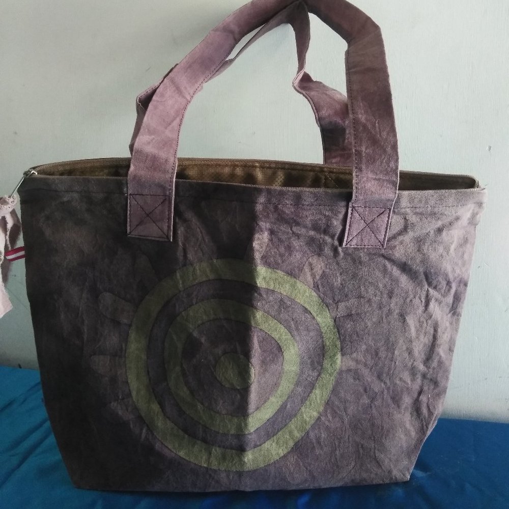 Peruvian handbag in sipan culture handmade painted